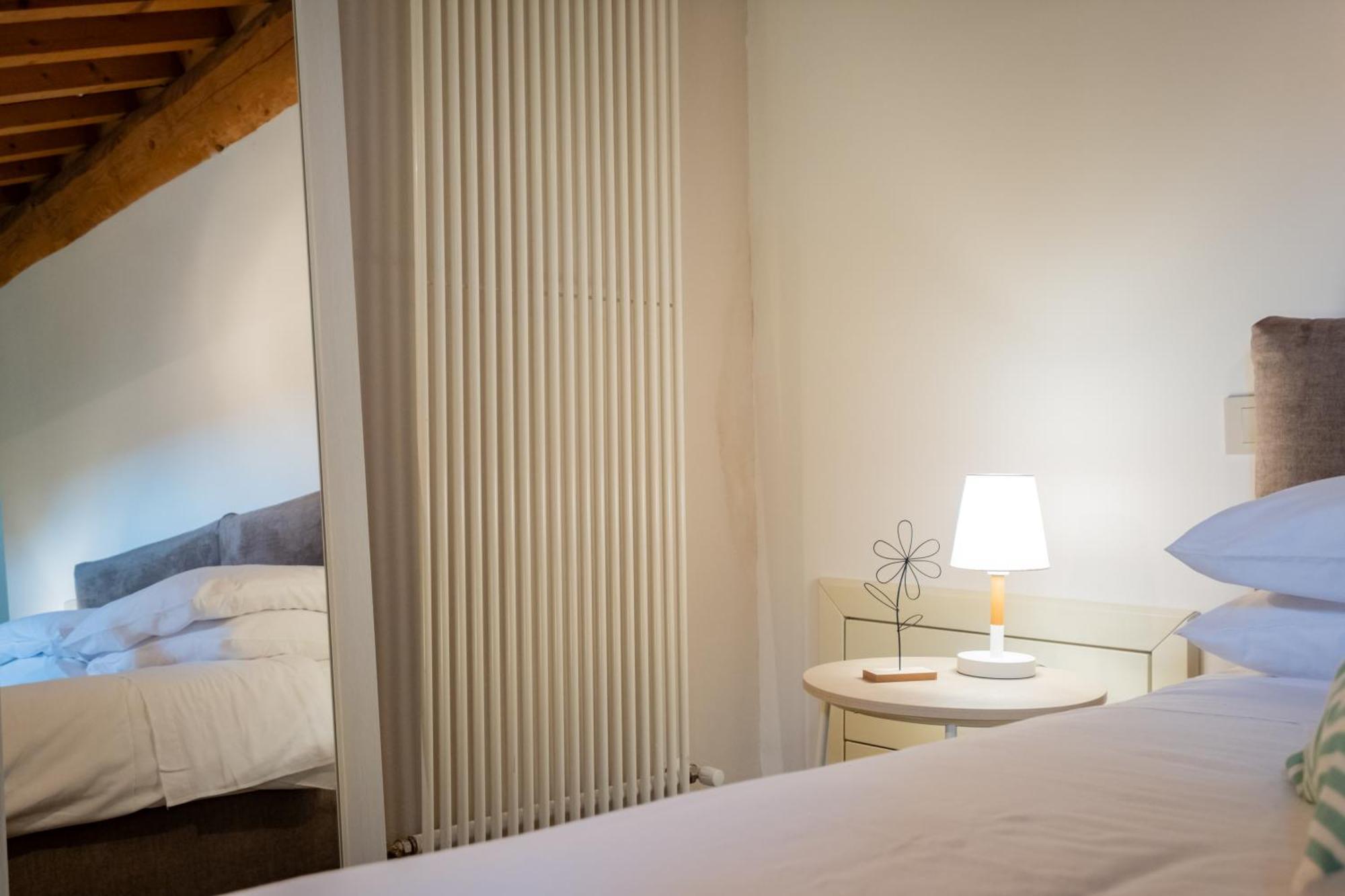 Appartamento Stella - Verona Centro ภายนอก รูปภาพ