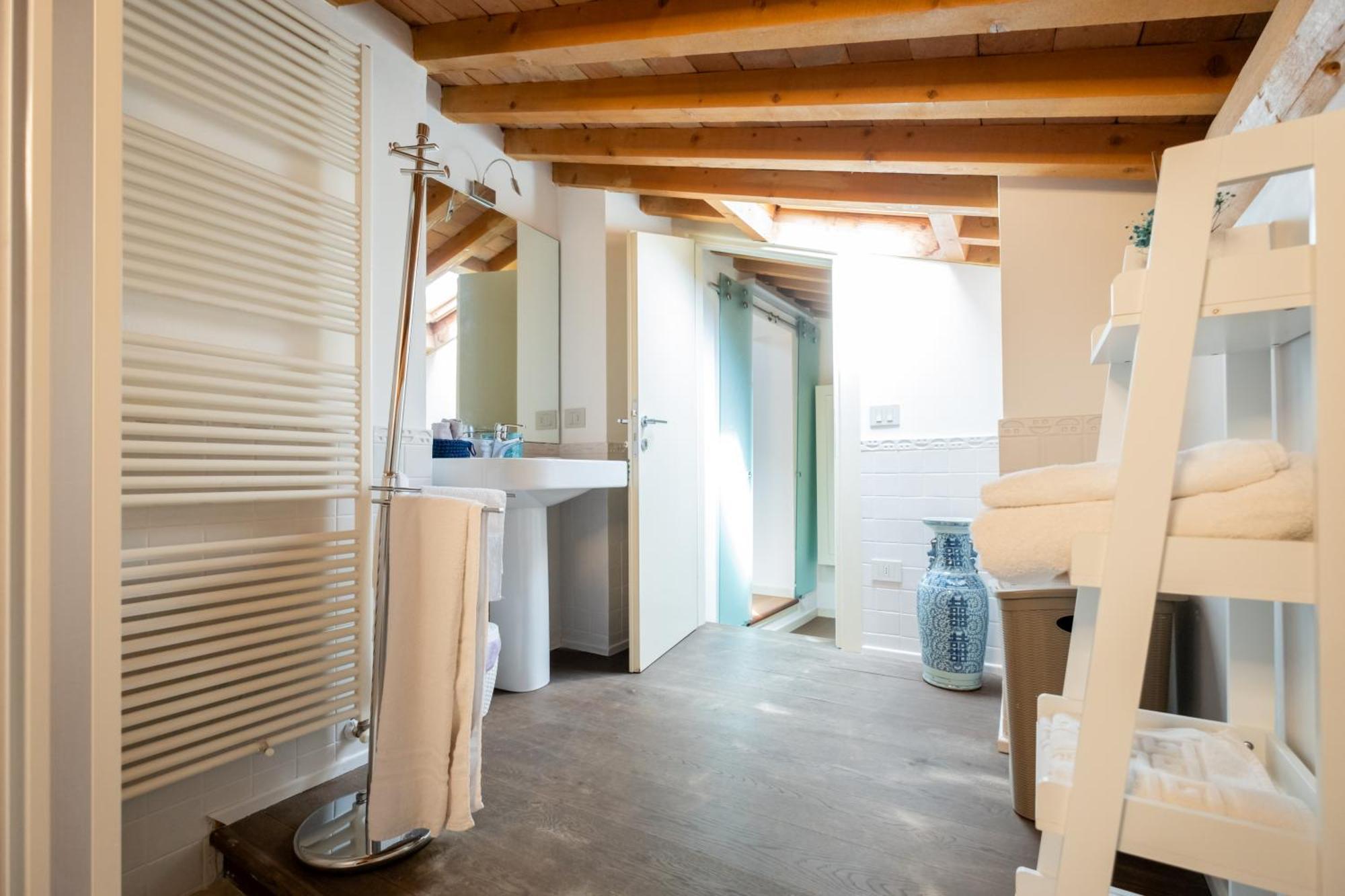 Appartamento Stella - Verona Centro ภายนอก รูปภาพ