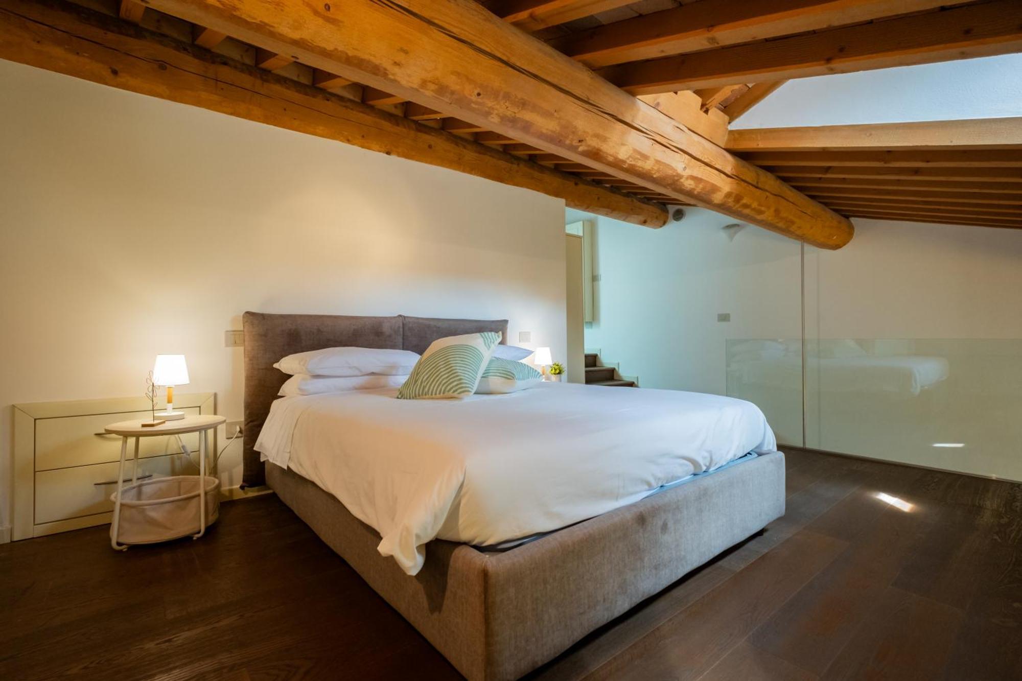 Appartamento Stella - Verona Centro ภายนอก รูปภาพ