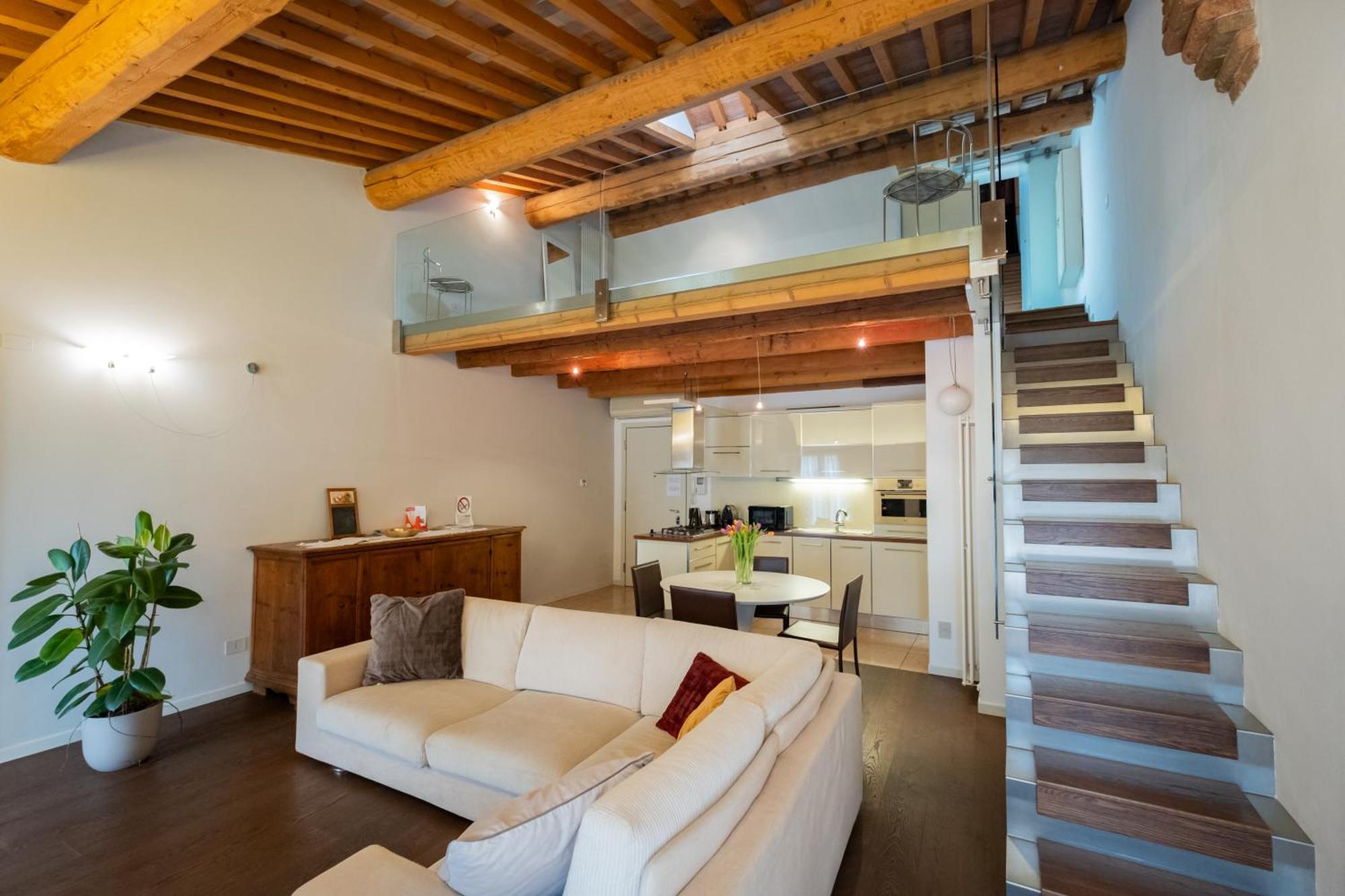 Appartamento Stella - Verona Centro ภายนอก รูปภาพ